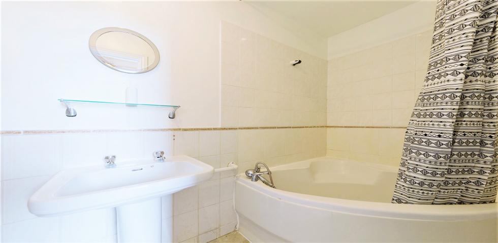 			3 Bedroom, 2 bath, 1 reception Flat			 Wymering Road, MAIDA VALE
